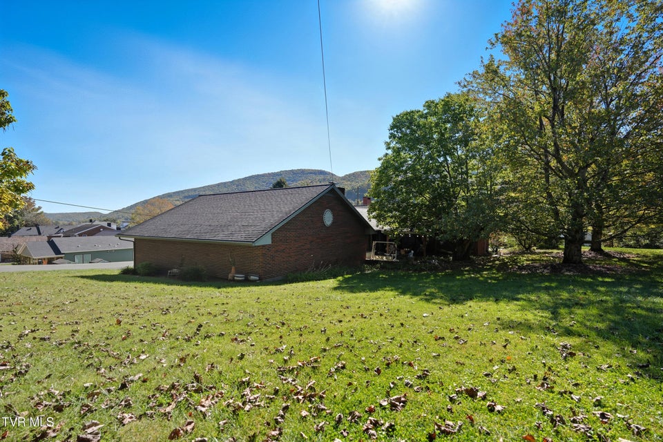 Photo #8: 1202 Virginia Avenue