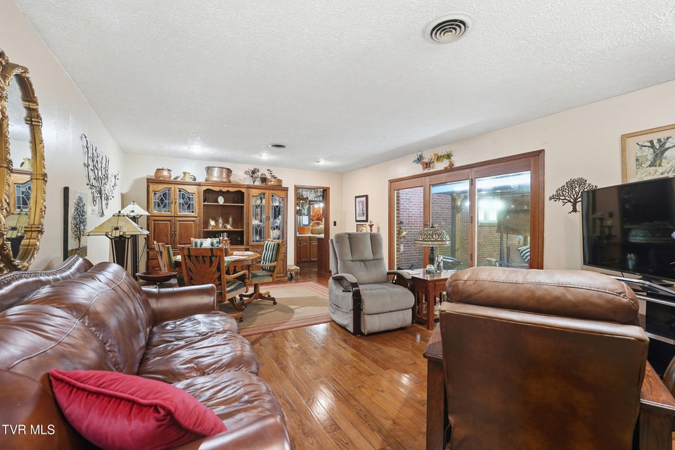 Photo #19: 1202 Virginia Avenue