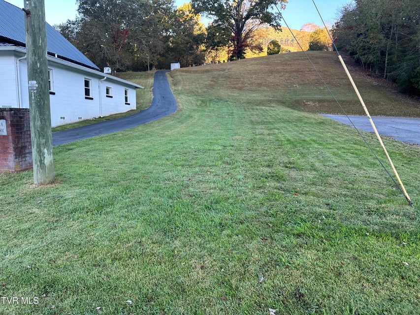 Photo #4: 2531 Mendota Road