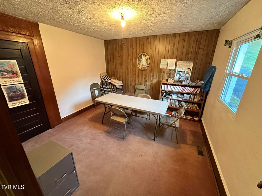 Photo #15: 2531 Mendota Road