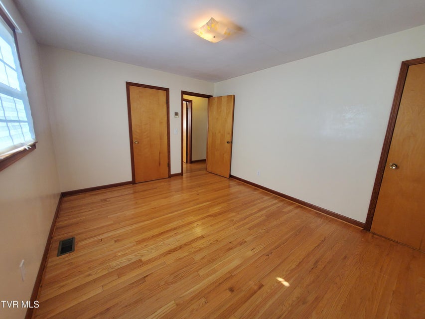 Photo #24: 512 Cloudland Drive