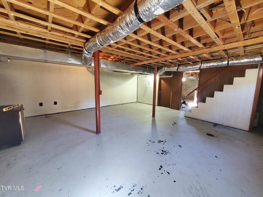Photo #32: 512 Cloudland Drive