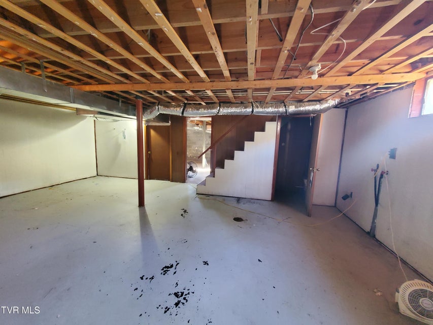 Photo #33: 512 Cloudland Drive