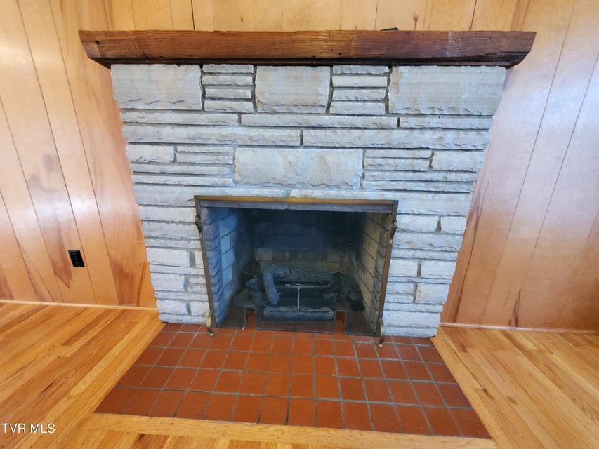 Photo #17: 512 Cloudland Drive