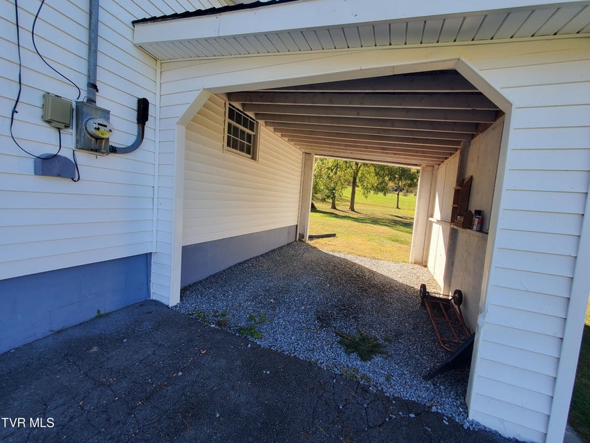 Photo #43: 512 Cloudland Drive