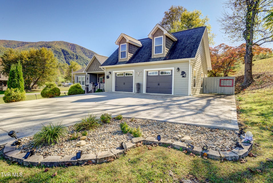 Photo #4: 3653 Sugar Tree Drive