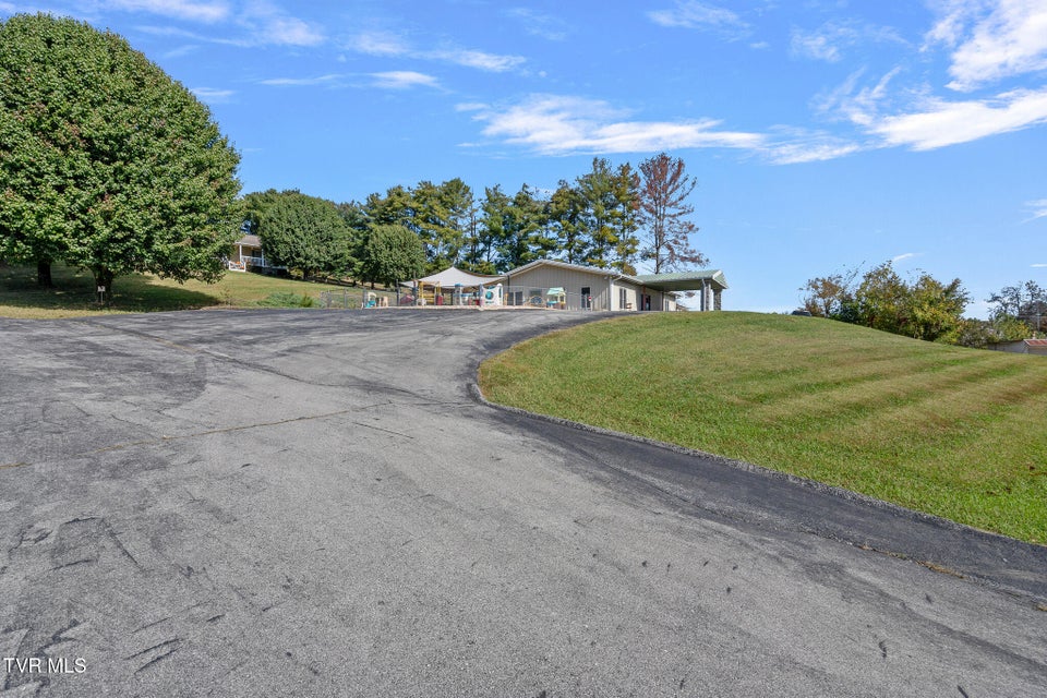 Photo #12: 208 Majestic Circle