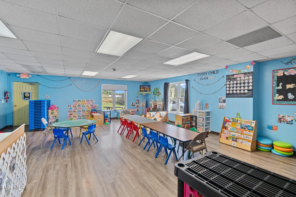 Photo #18: 208 Majestic Circle