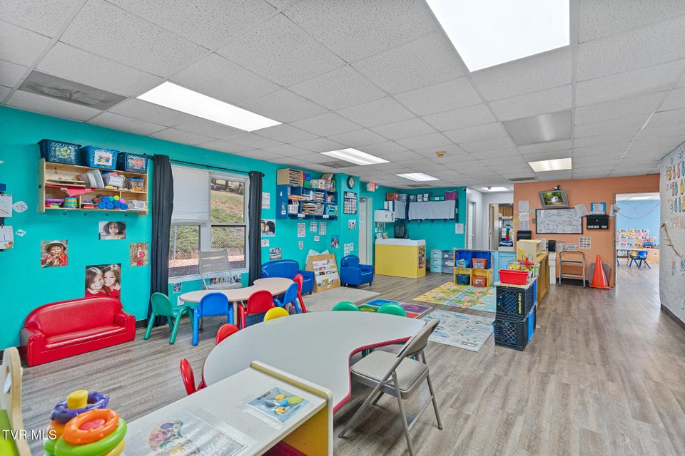 Photo #31: 208 Majestic Circle