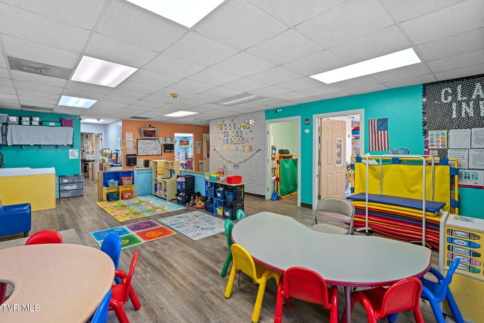 Photo #32: 208 Majestic Circle