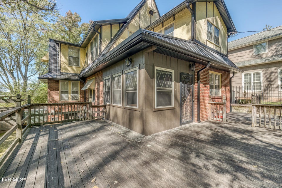 Photo #41: 1125 Cedar Place