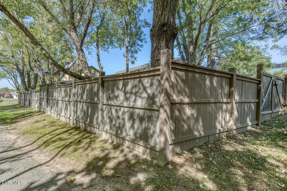 Photo #48: 1125 Cedar Place