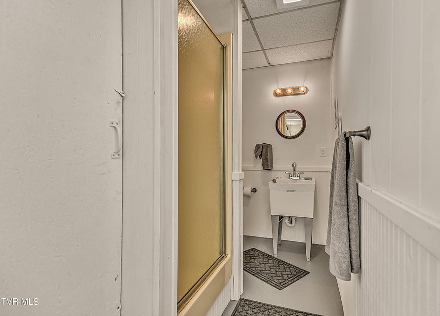 Photo #33: 1124 5th Street