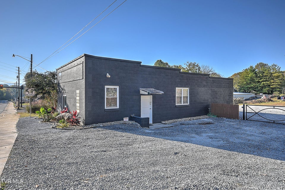 Photo #42: 1124 5th Street