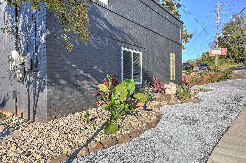 Photo #45: 1124 5th Street