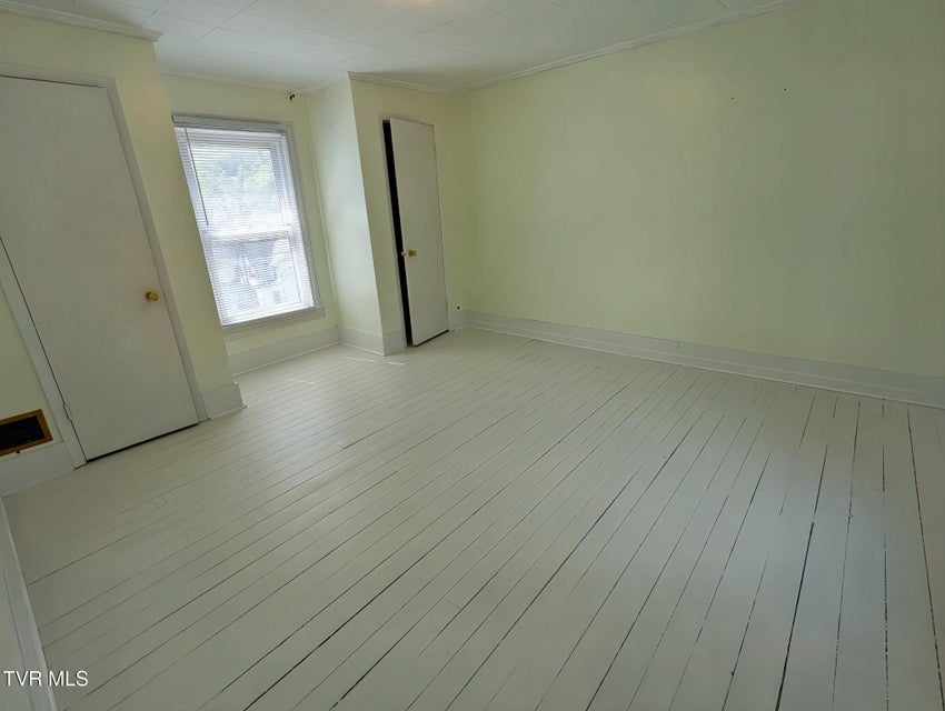 Photo #13: 209 Cypress Street