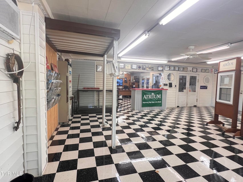 Photo #10: 403 Summer Street