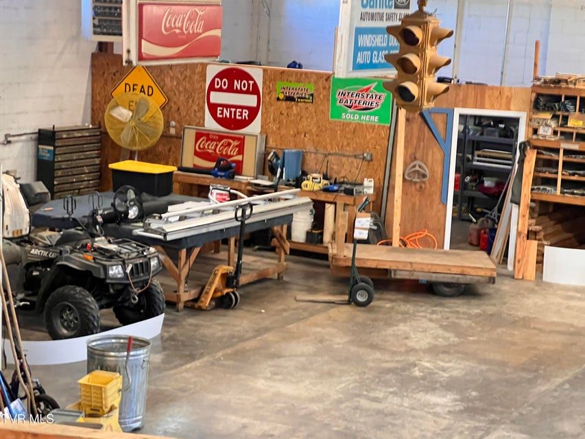 Photo #30: 403 Summer Street