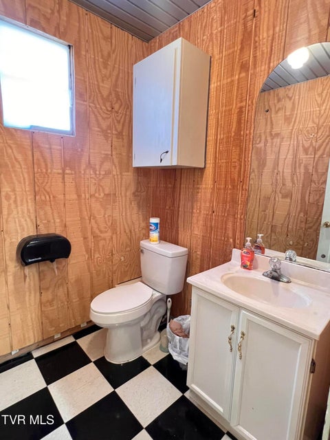 Photo #15: 403 Summer Street