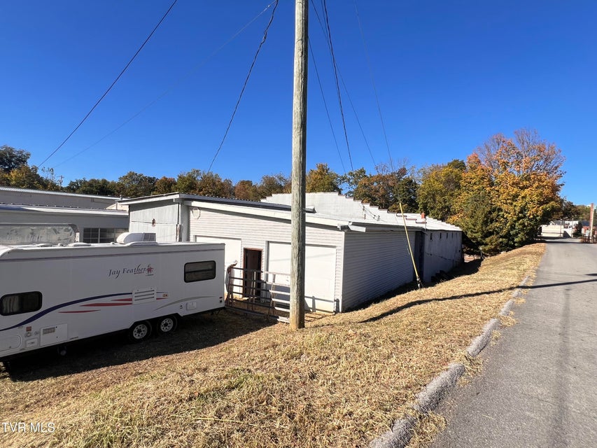 Photo #50: 403 Summer Street