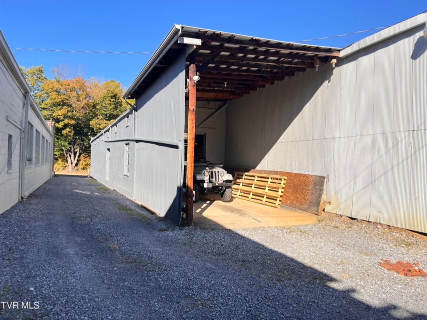 Photo #61: 403 Summer Street