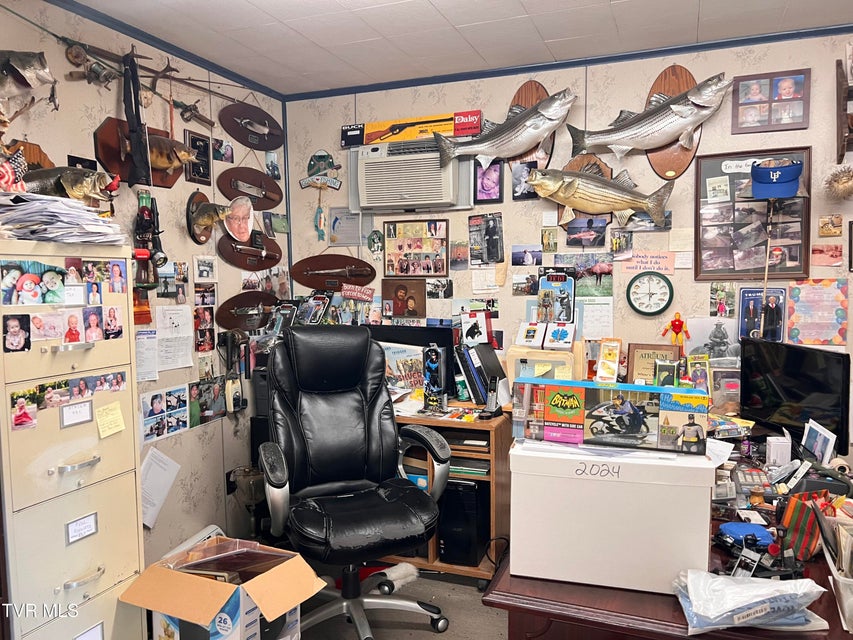 Photo #15: 403 Summer Street