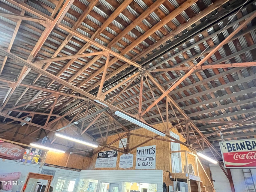 Photo #31: 403 Summer Street