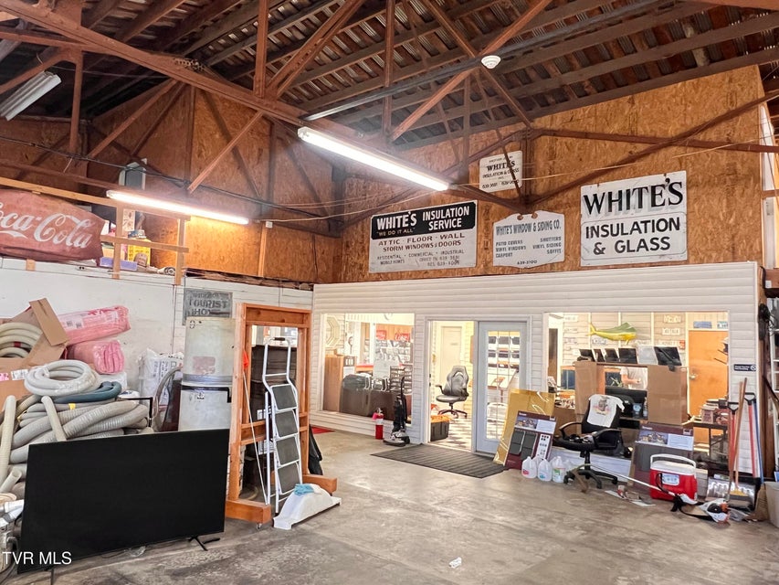 Photo #34: 403 Summer Street