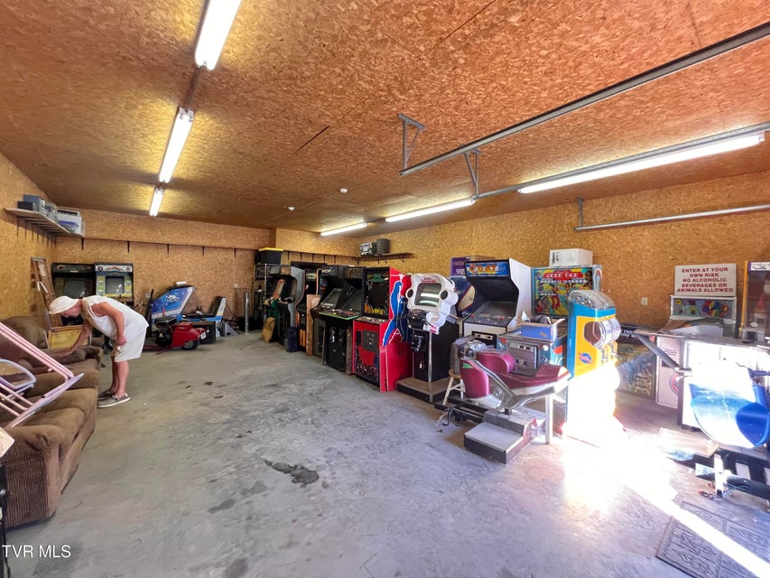 Photo #40: 403 Summer Street