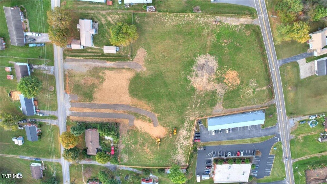 Photo #8: 124 Suncreset Street