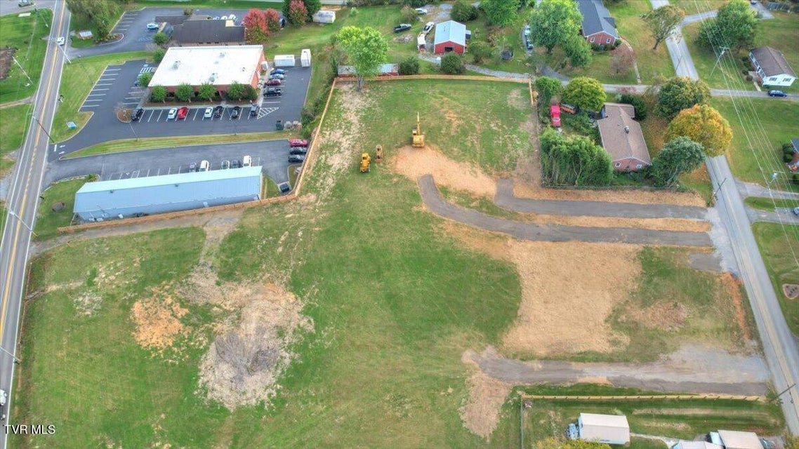 Photo #14: 124 Suncreset Street