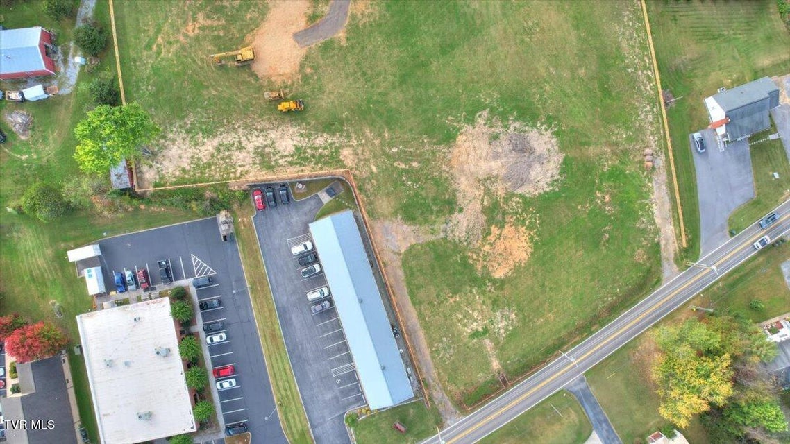 Photo #18: 124 Suncreset Street