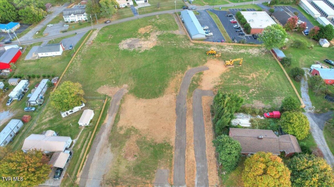 Photo #30: 124 Suncreset Street