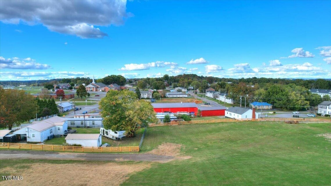 Photo #32: 124 Suncreset Street