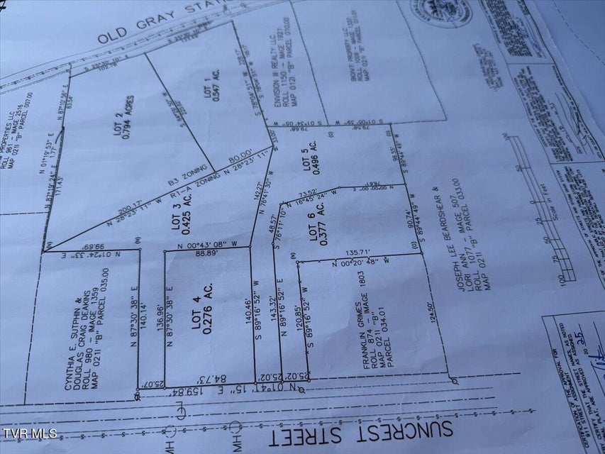 Photo #33: 124 Suncreset Street