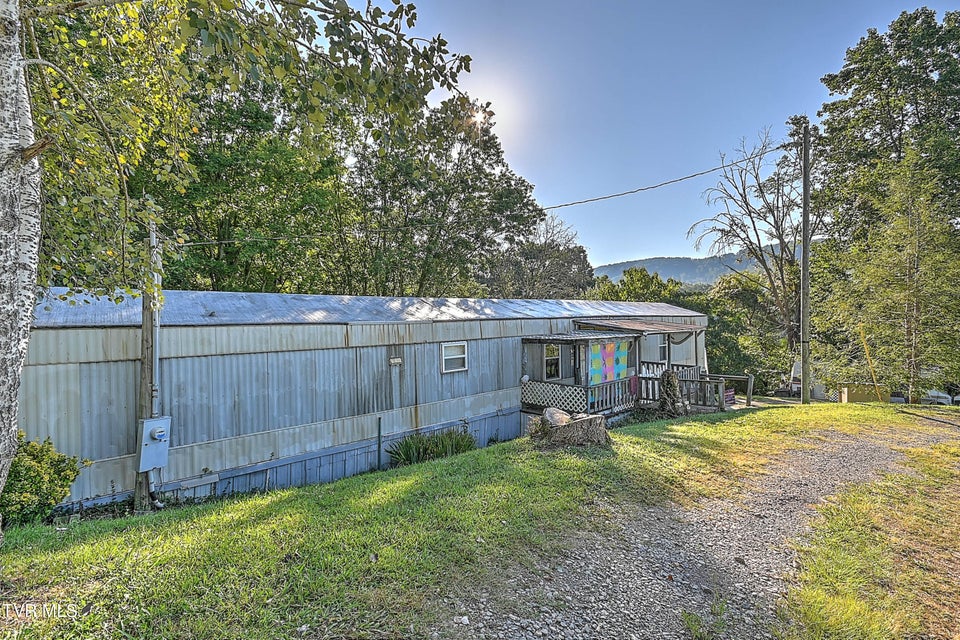 Photo #3: 406 War Valley Road