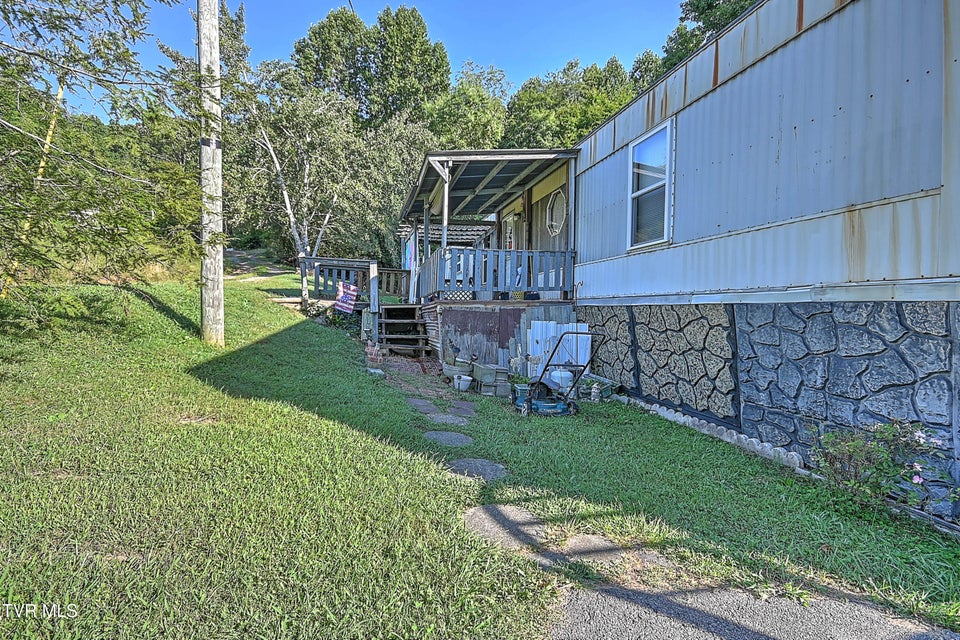 Photo #10: 406 War Valley Road