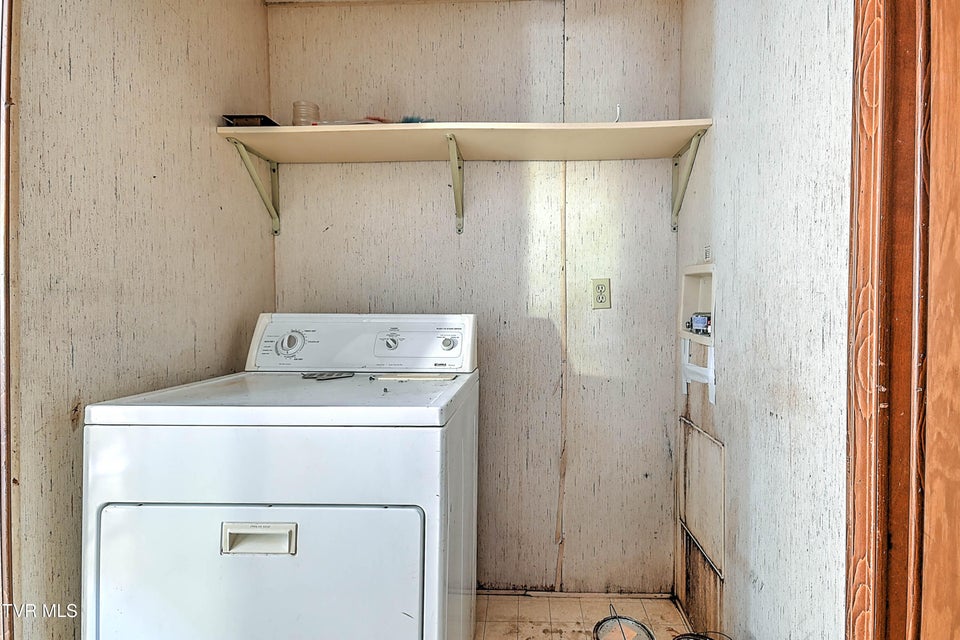 Photo #25: 406 War Valley Road