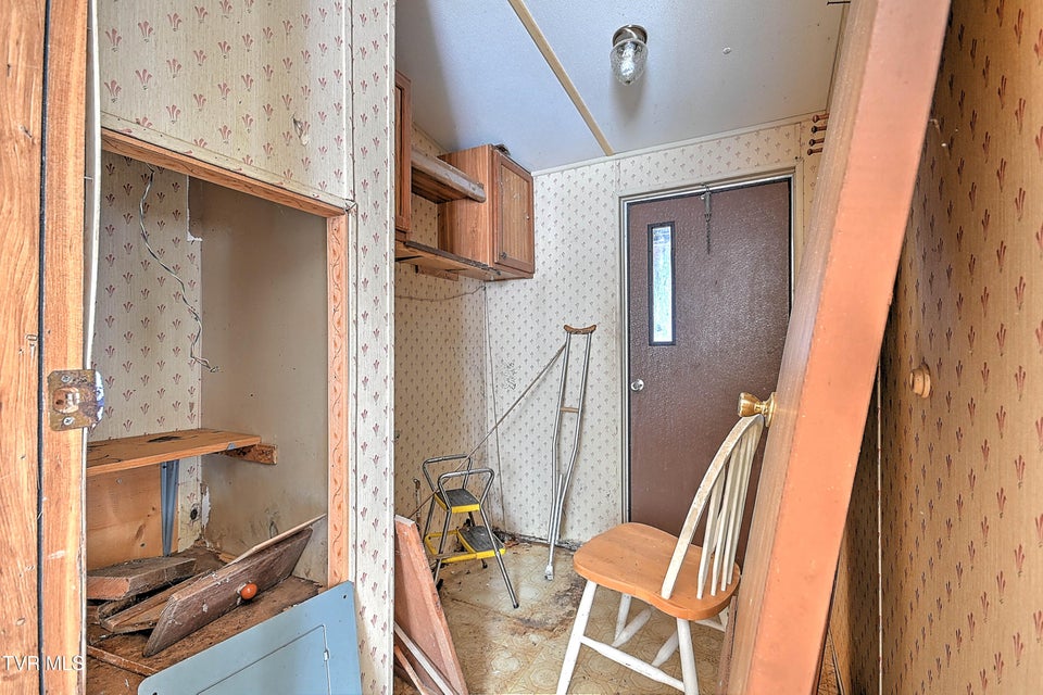 Photo #11: 408 War Valley Road