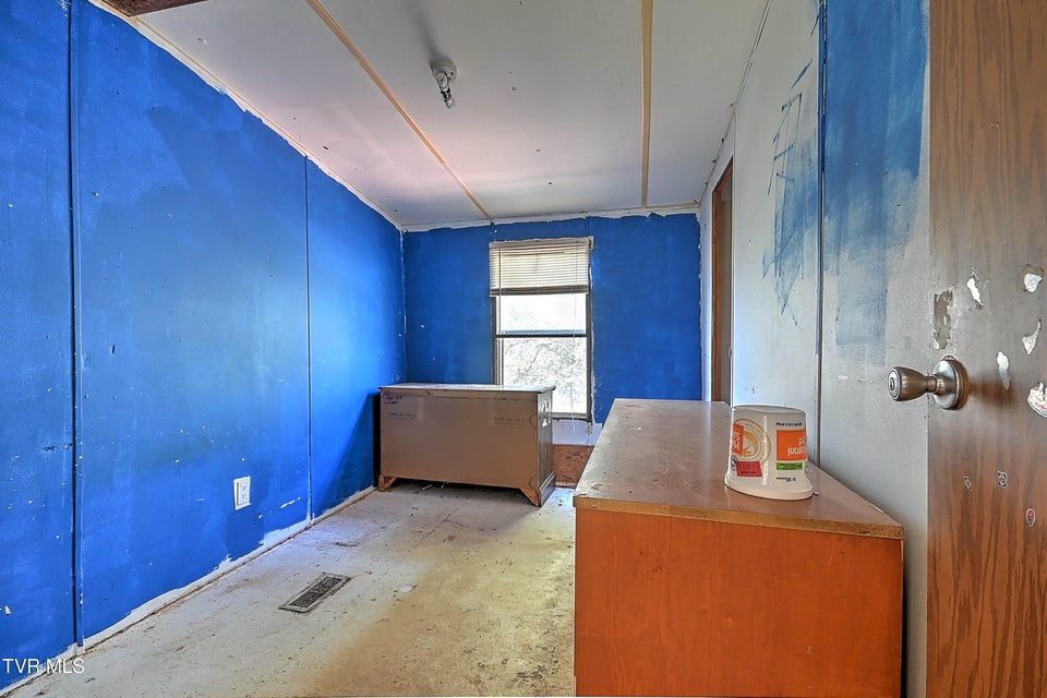 Photo #14: 408 War Valley Road