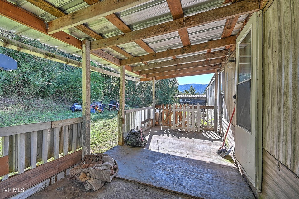 Photo #17: 408 War Valley Road