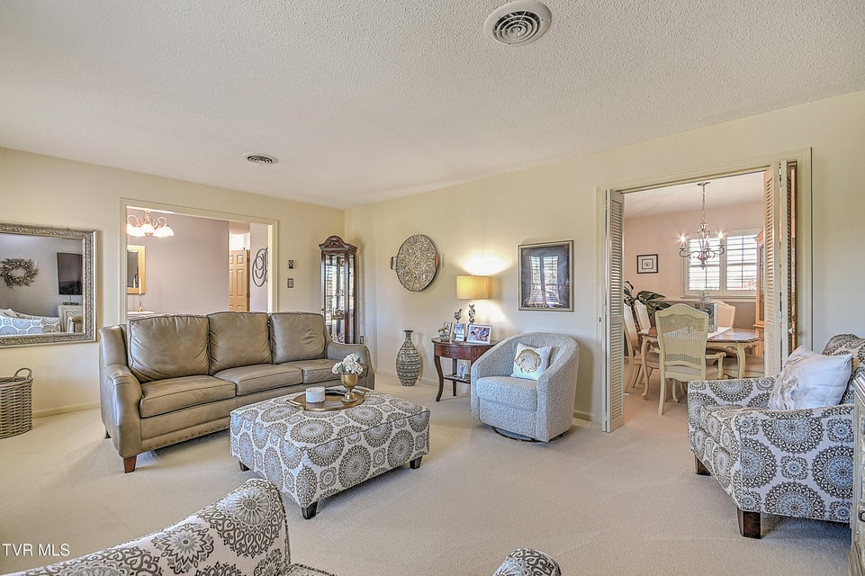 Photo #13: 186 Woodway Circle