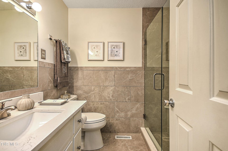 Photo #31: 186 Woodway Circle