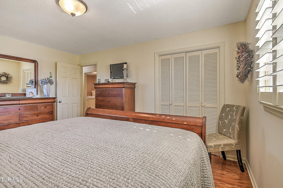 Photo #36: 186 Woodway Circle