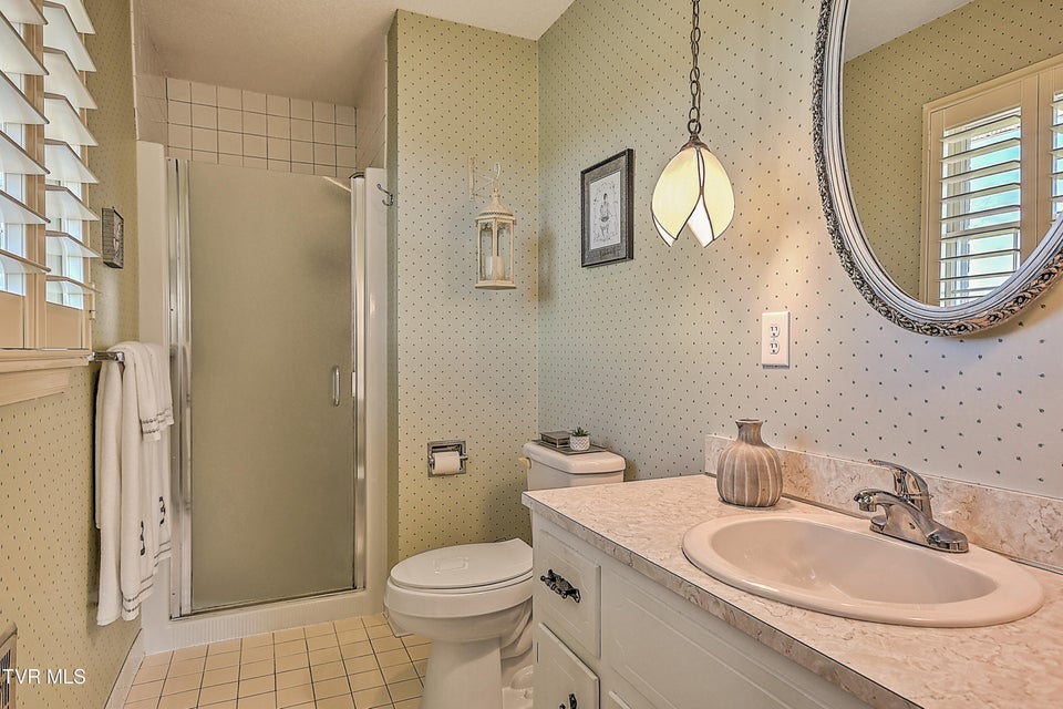 Photo #39: 186 Woodway Circle