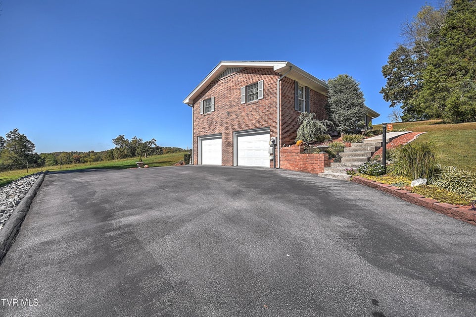 Photo #54: 186 Woodway Circle