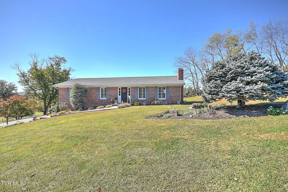 Photo #3: 186 Woodway Circle