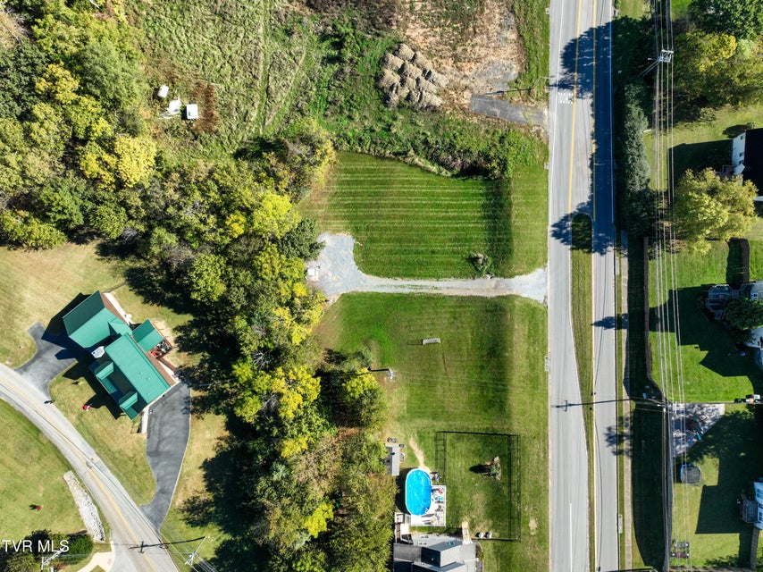 Photo #12: 579 - 585 Carroll Creek Road