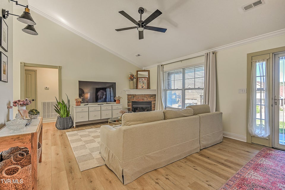 Photo #7: 5562 Meadow Wells Drive