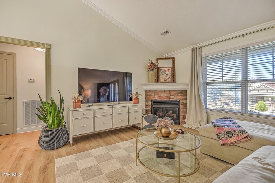 Photo #10: 5562 Meadow Wells Drive